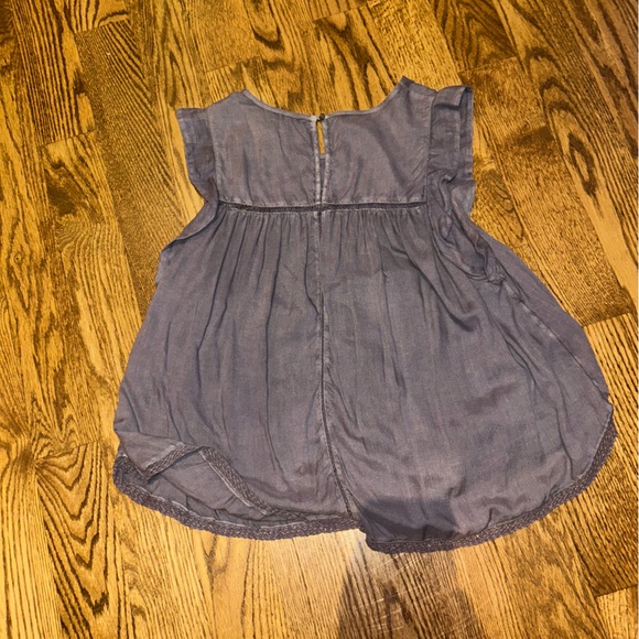 Aritzia | Blouse top - Picture 2 of 2